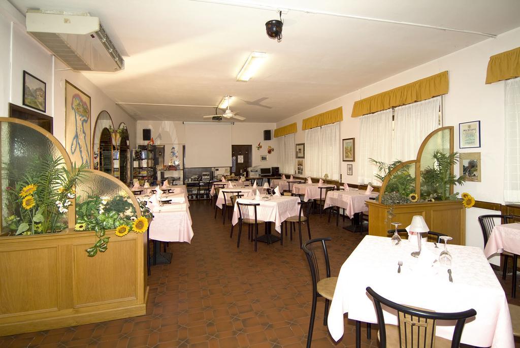 Camping Hotel Au Lac De Como Sorico Εξωτερικό φωτογραφία